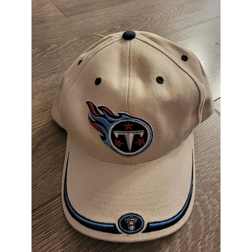NWT VTG Twins Enterprise TENNESSEE TITANS Football Cap Beige NFL Adjustable Hat